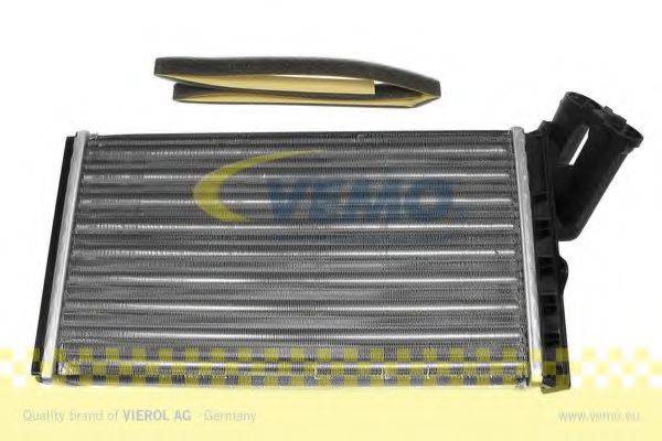 VEMO V22610003 Радиатор отопителя