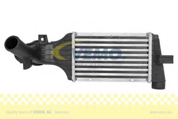 Охладитель наддувочного воздуха  VEMO V40-60-2065